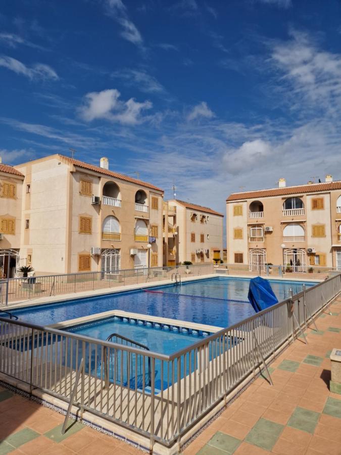 "Vero Vijola" In Torrevieja Kültér fotó