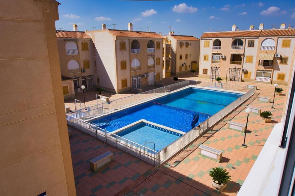 "Vero Vijola" In Torrevieja Kültér fotó